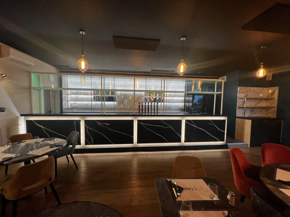 Éléments de menuiserie pour un aménagement intérieur