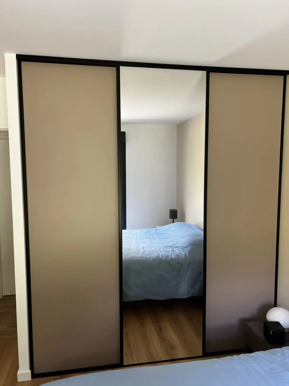 Mobilier et aménagement intérieur aux lignes soignées